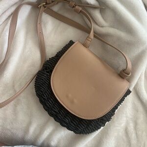 BLACK WICKERED CROSS BODY